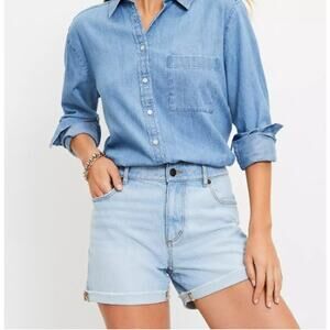 New NWT Loft Fresh‎ Cut Denim Roll Shorts in Light Indigo Wash Size 29 / 8